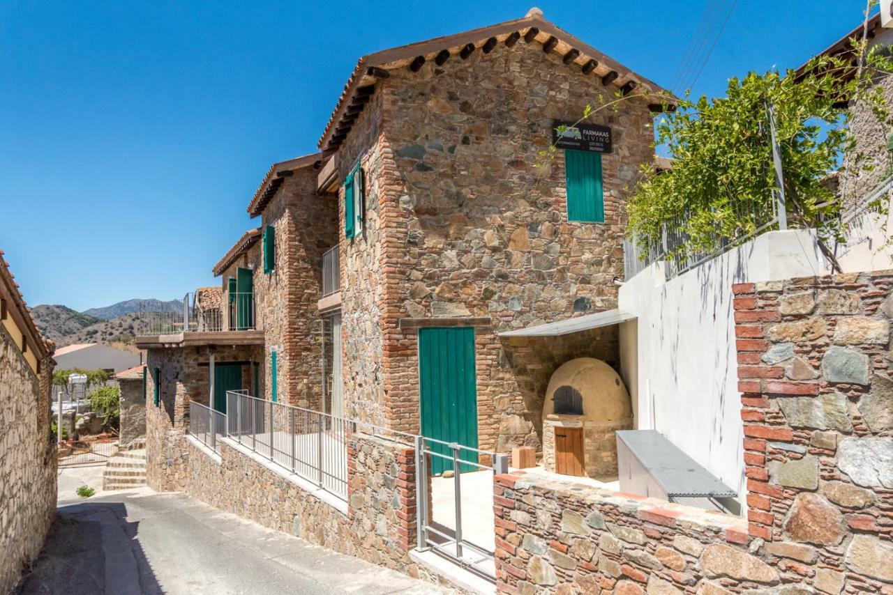 Farmakas Living Guest House Exterior foto