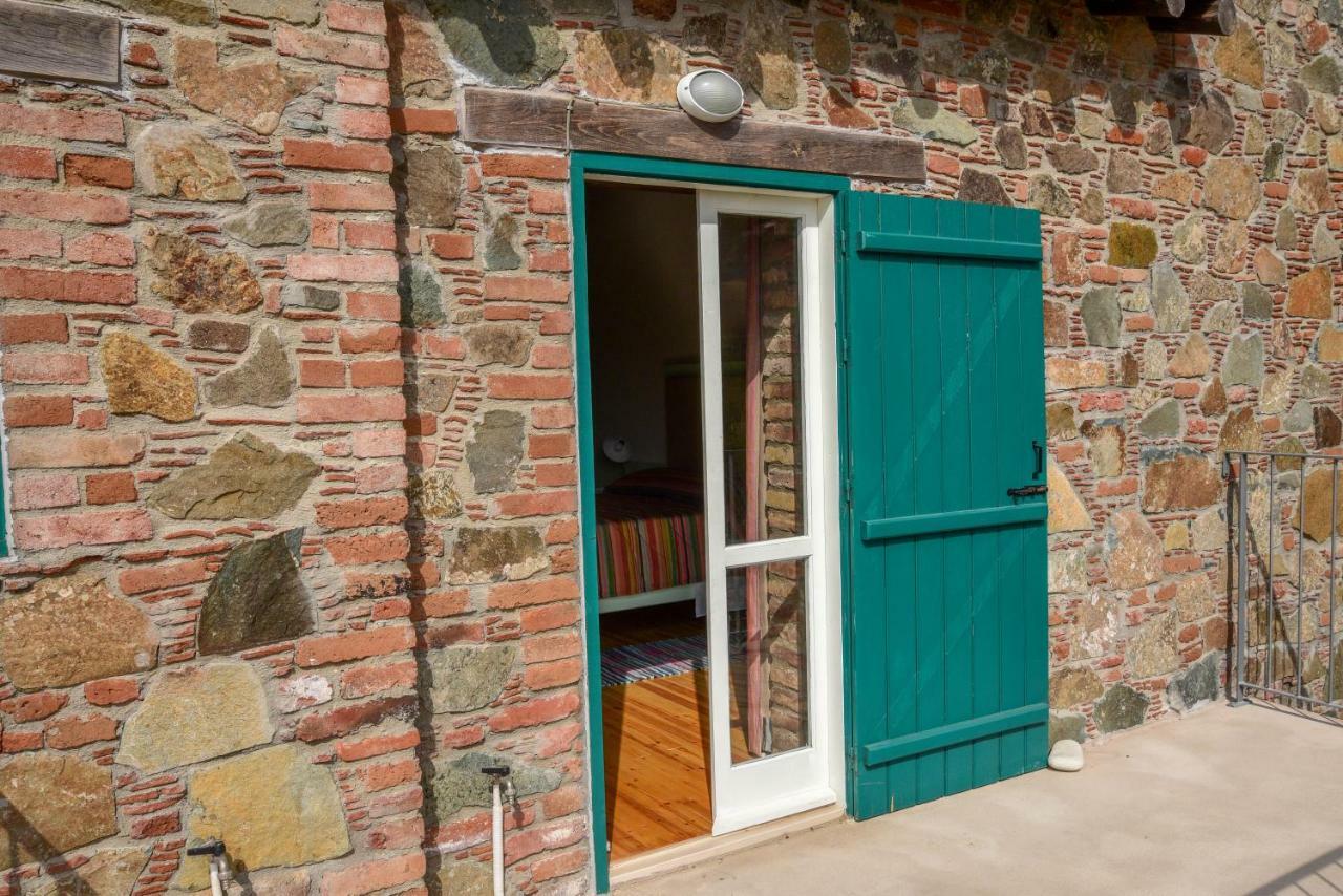 Farmakas Living Guest House Exterior foto