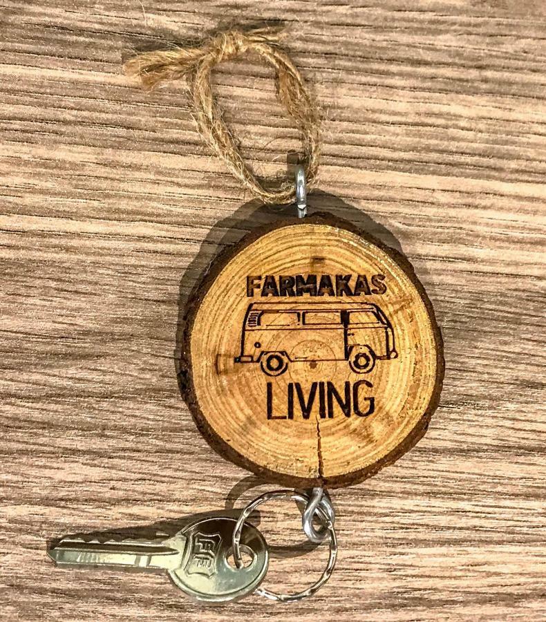 Farmakas Living Guest House Exterior foto